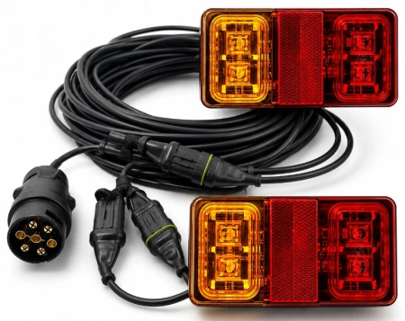 Komplet lamp zespolonych LED do przyczepy 12V 24V