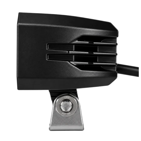 lampa dalekosiężna LED IP67 do samochodu 12V 24V